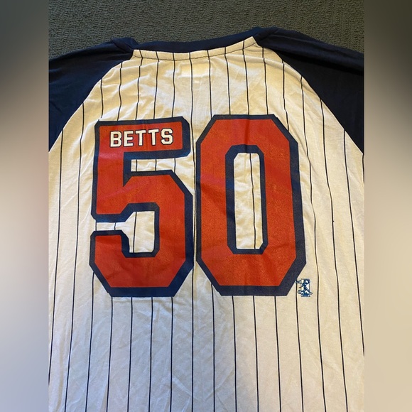 New Era Boston Red Sox Baseball Tee NWT Mookie Betts Jersey Pinstripes - Picture 8 of 8